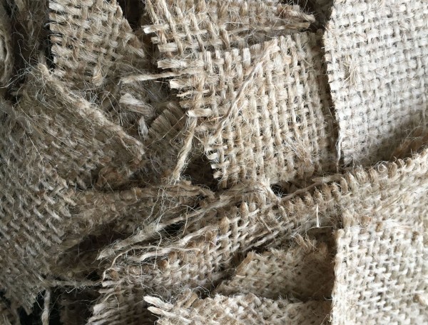 Jute Naturfaser Häcksel - Zuschlagstoff für Reitsande